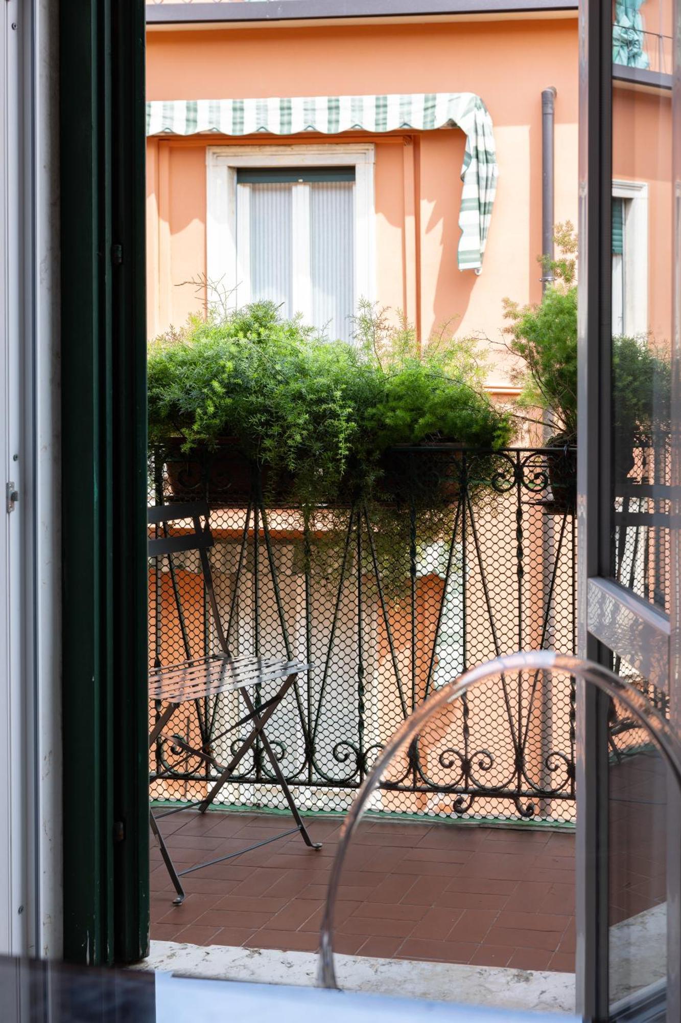 Boutique Apartment Ca Monastero Verona Exterior photo