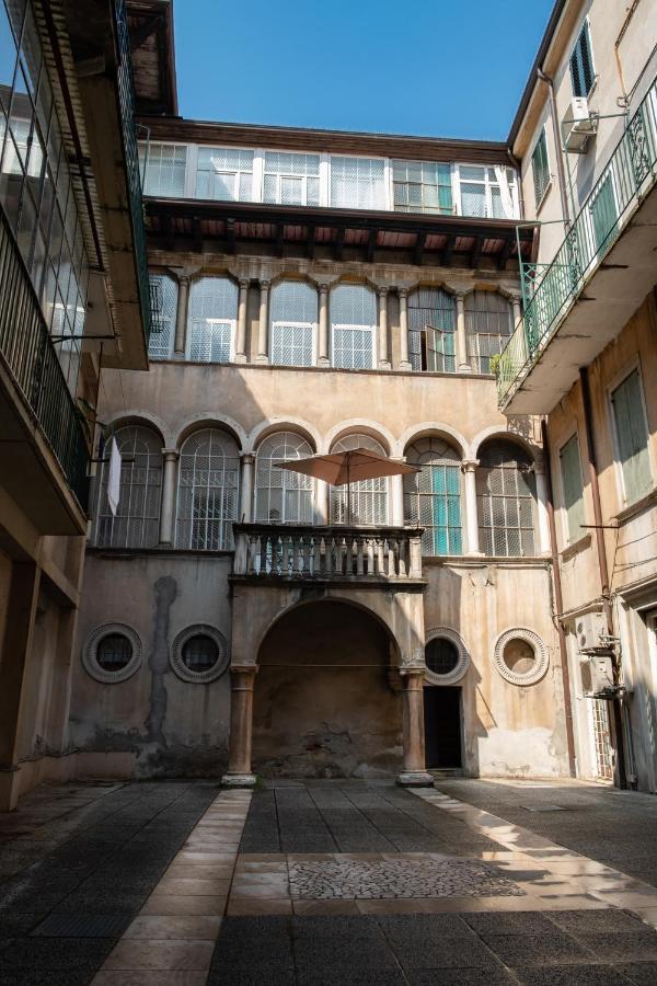 Boutique Apartment Ca Monastero Verona Exterior photo